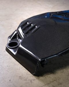 Carbon fiber airbox lid up close